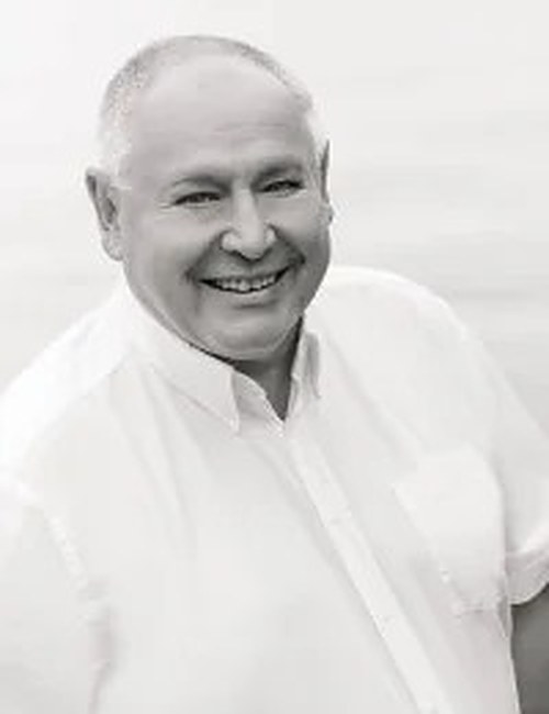Dr. Othmar Hill